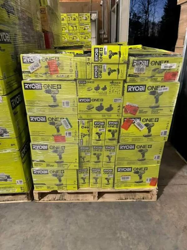 Milwaukee Tool Pallet, Full Wrap