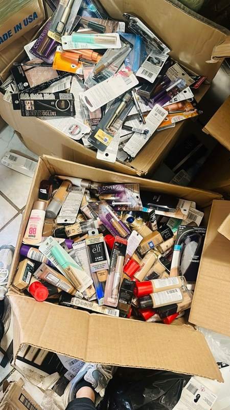 Mixed Cosmetics Gaylord