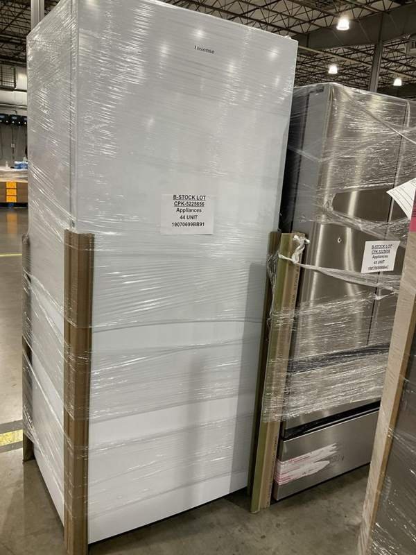 Refrigerators & Freezers Lot