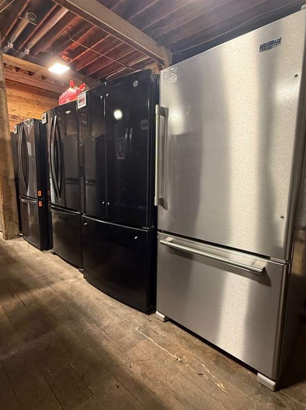 Fridge & Microwave Lot