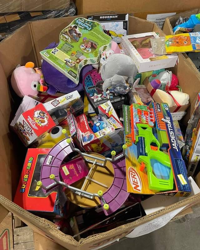 Plush, Gifts & Novelty Lot