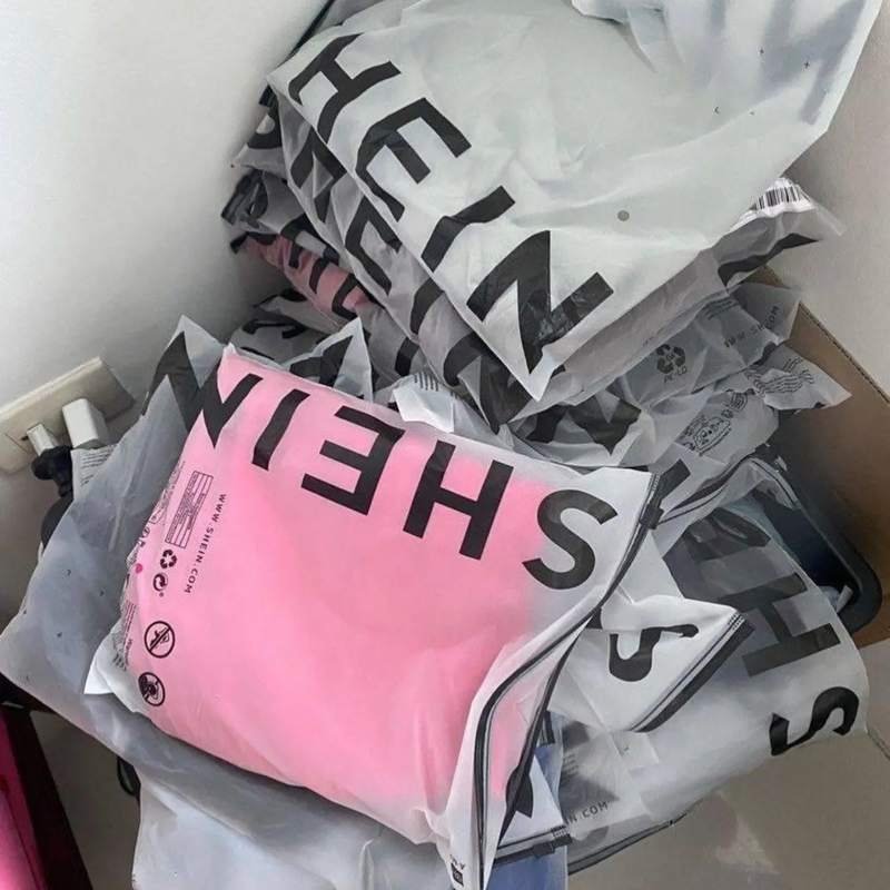 Graphic Tees & Hoodies Box Lot